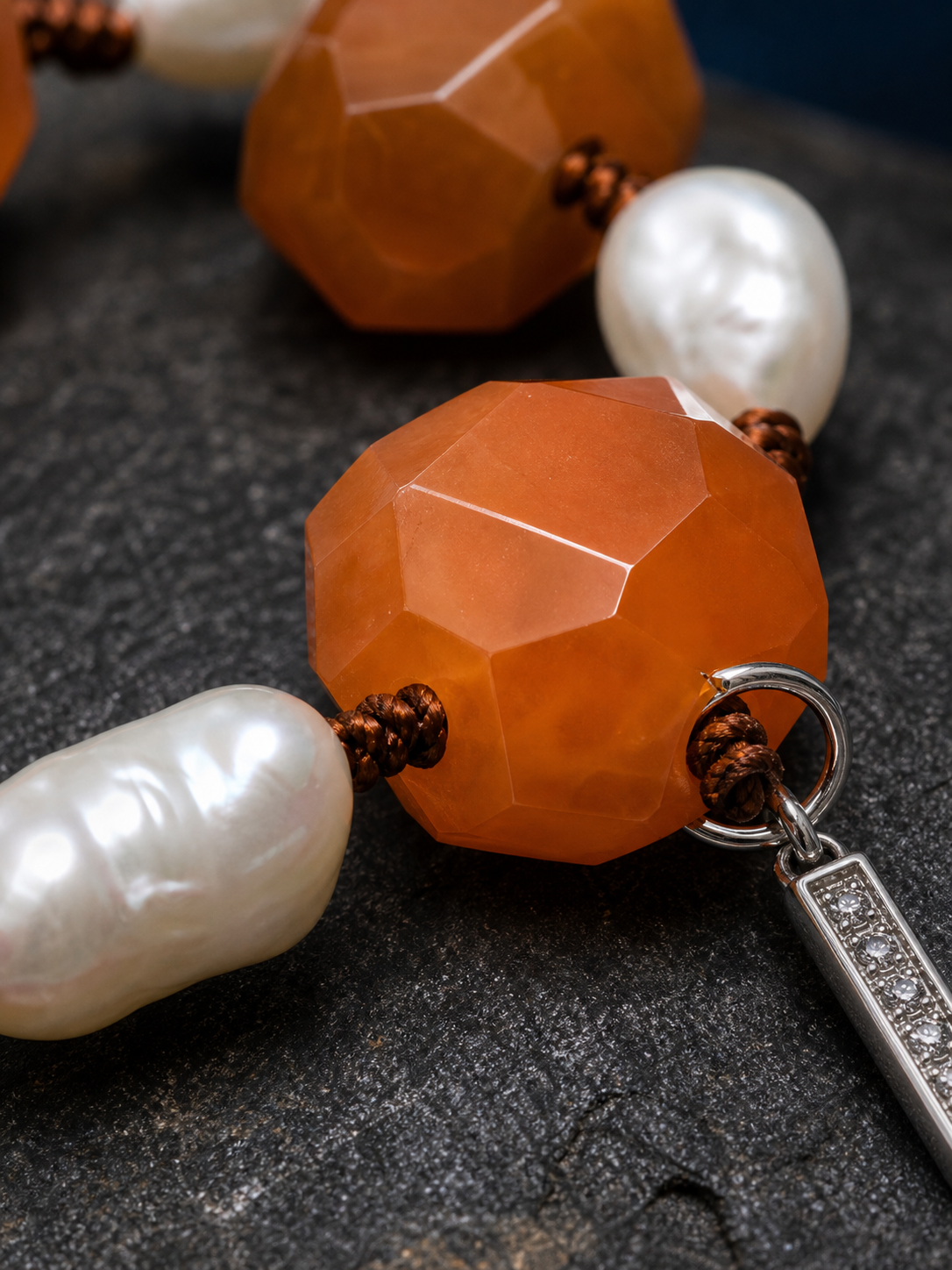 Amber Drift Agate Pearl Bracelet crystal texture close-up