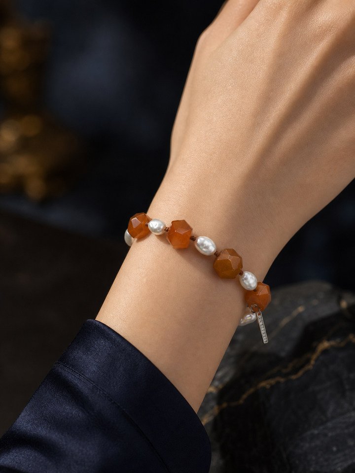 Amber Drift Agate Pearl Bracelet faceless model close-up