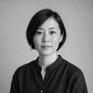 Black and white portrait of Naomi Watanabe