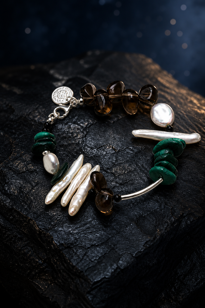 Forest Tide Malachite Pearl Bracelet side or closure detail