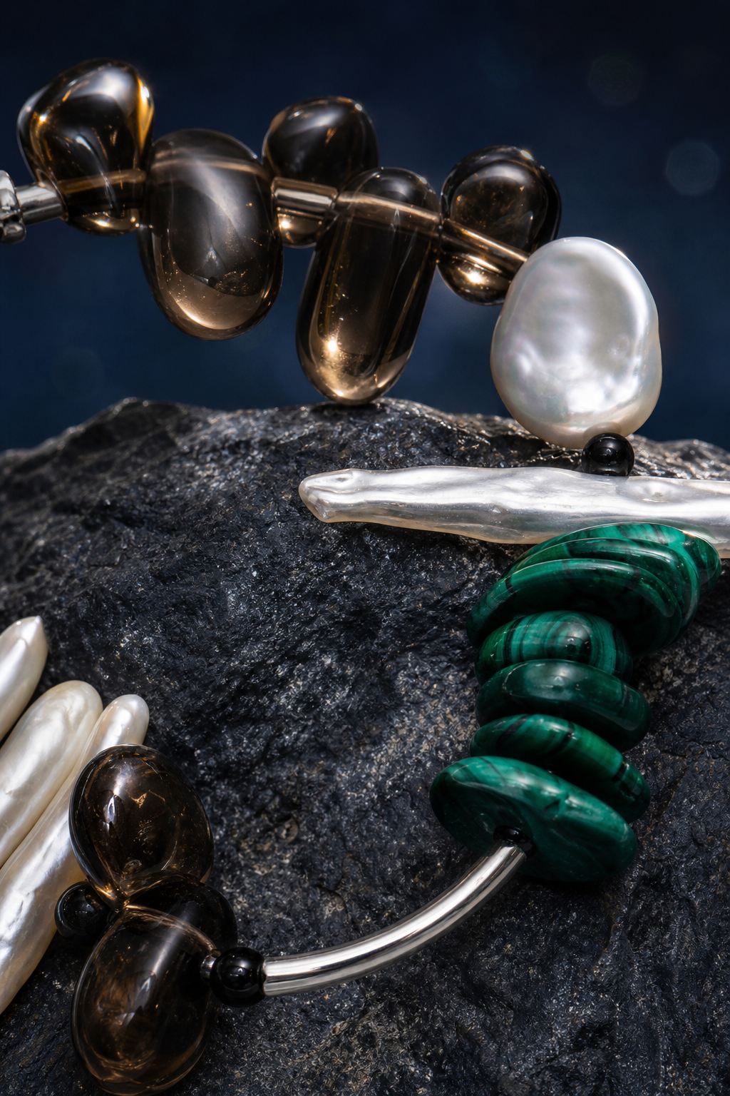 Forest Tide Malachite Pearl Bracelet crystal texture close-up