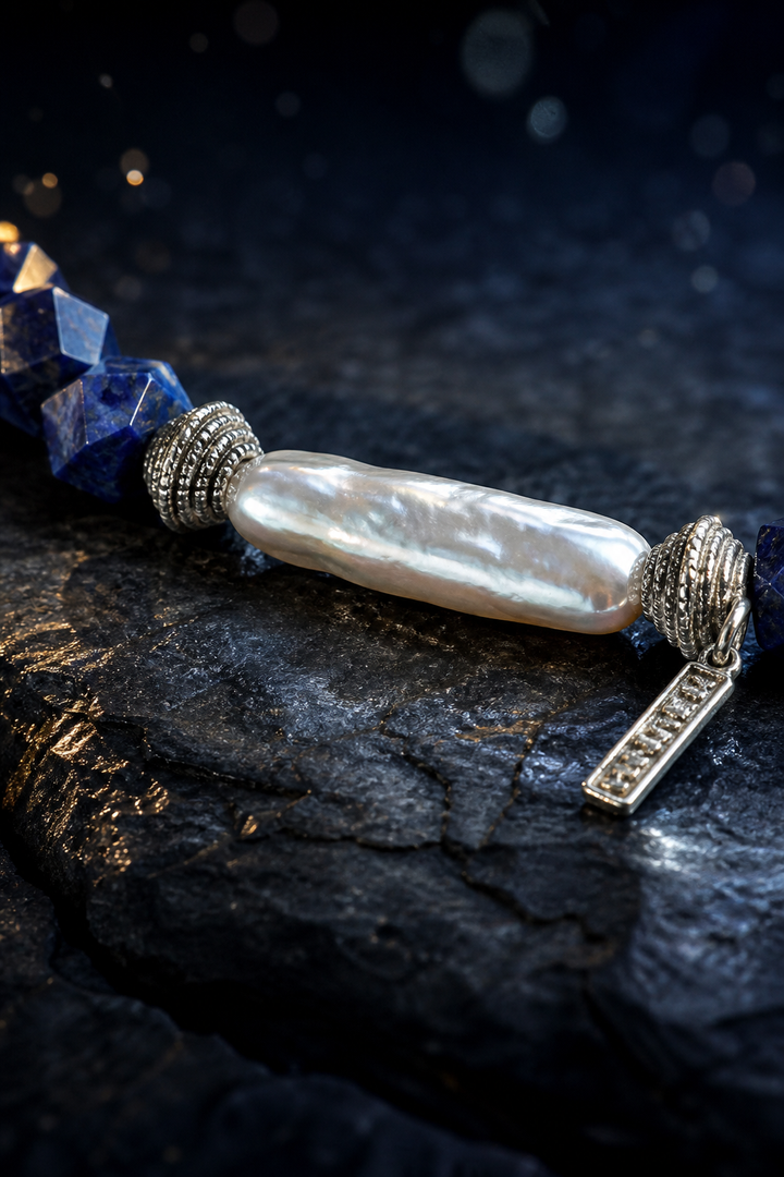 Ice Current Blue Pearl Bracelet crystal texture close-up