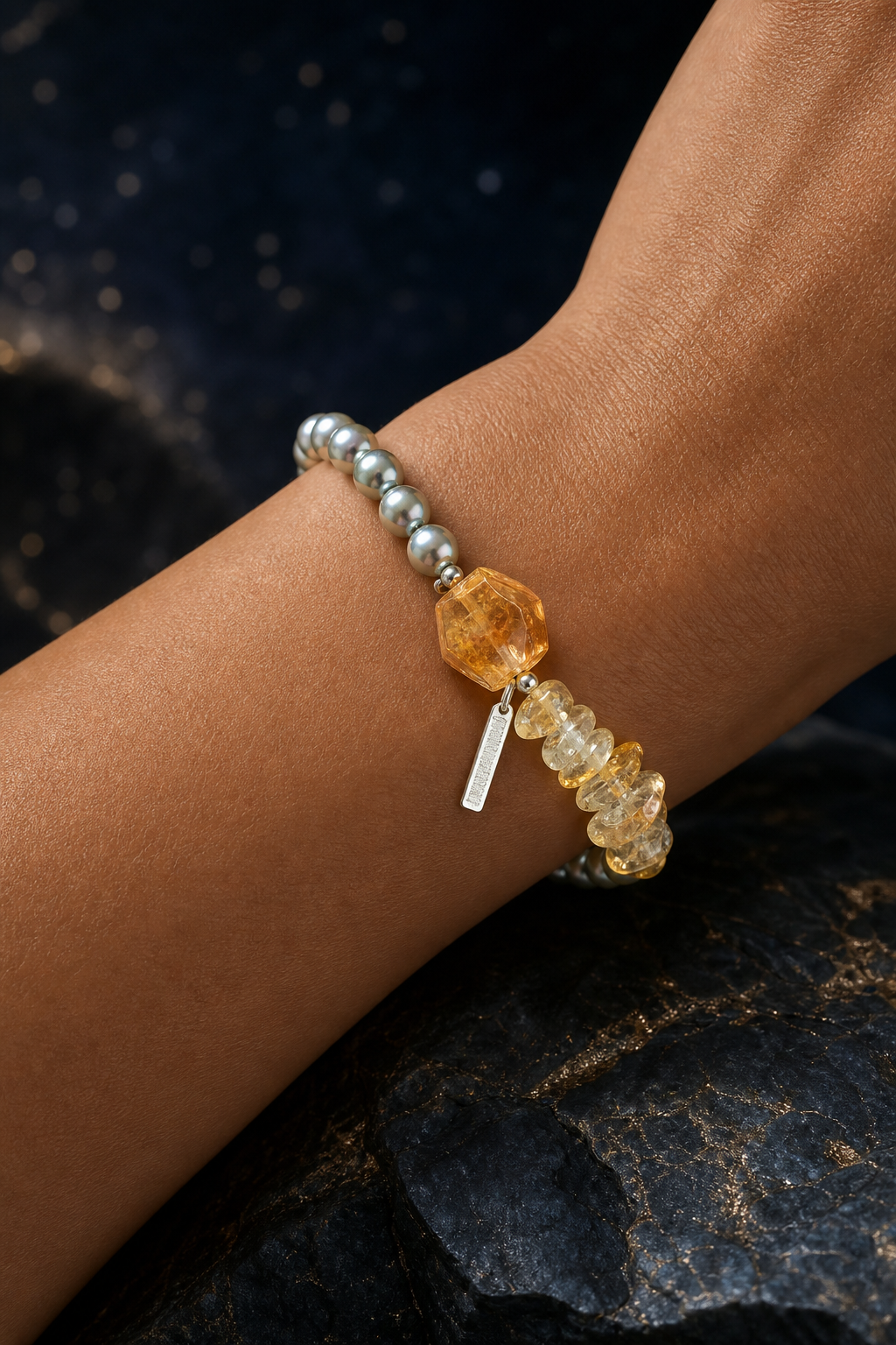 Mistwarm Citrine Pearl Bracelet faceless model close-up