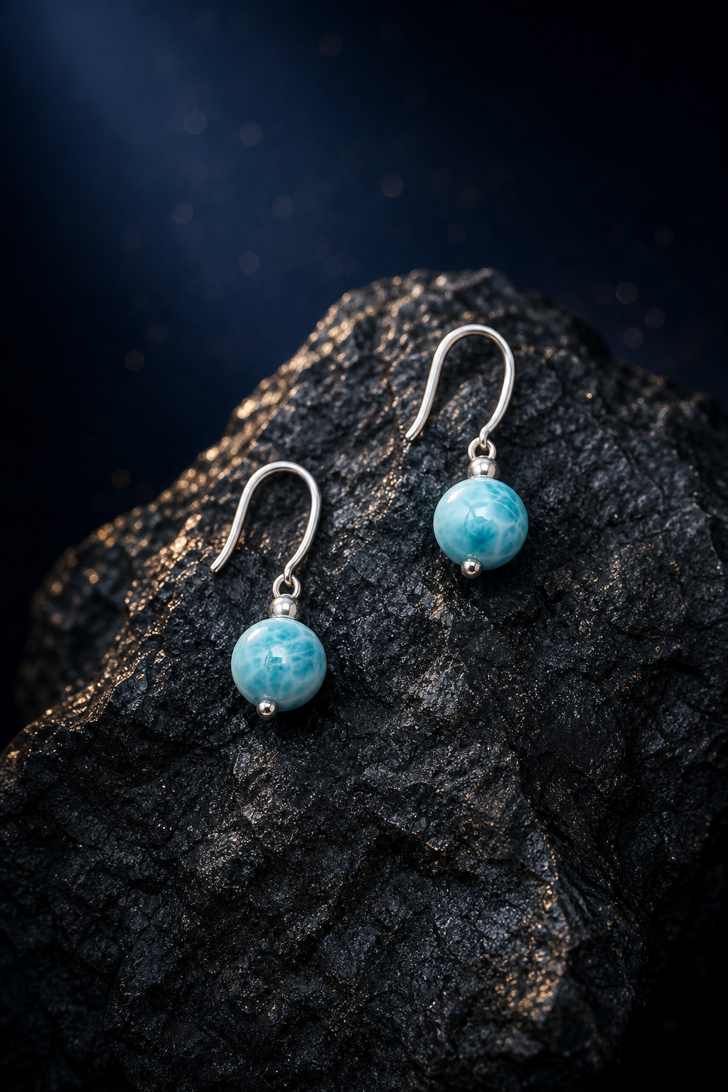 Ripple Light Larimar Earrings (3.3 cm) side or closure detail