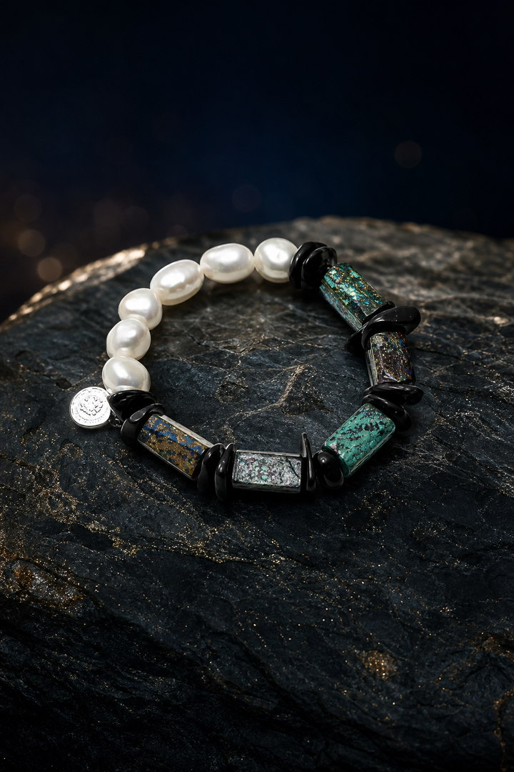 Verdigris Ore Pearl Bracelet side or closure detail