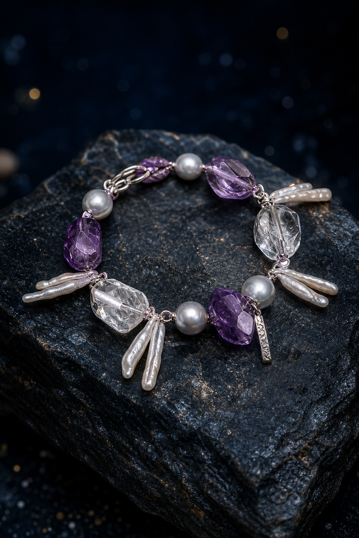 Violet Tide Amethyst Pearl Bracelet (14.5 / 15 / 16 cm) crystal texture close-up