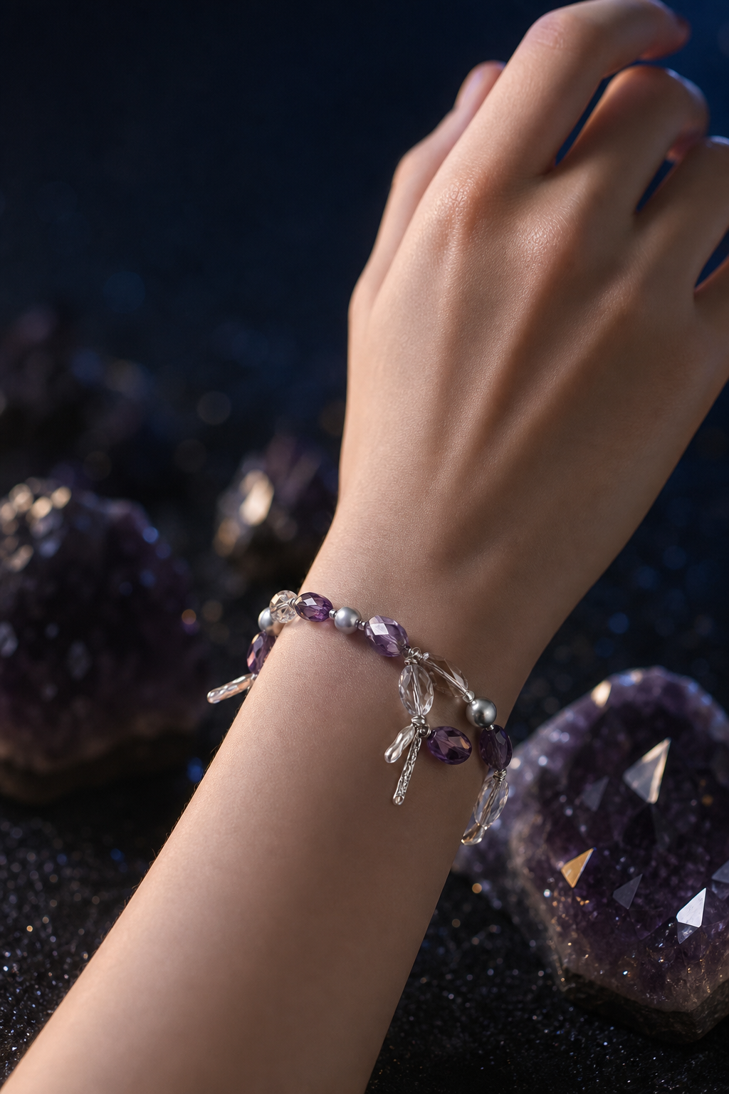 Violet Tide Amethyst Pearl Bracelet (14.5 / 15 / 16 cm) lifestyle ritual context