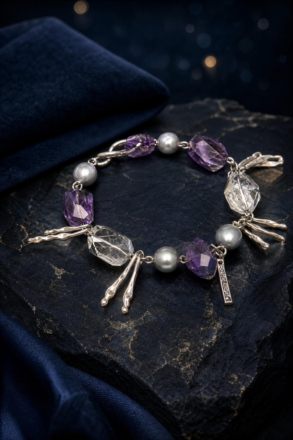 Violet Tide Amethyst Pearl Bracelet (14.5 / 15 / 16 cm) packaging flat lay